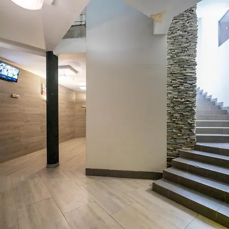 Cozy Little In The Heart Of Studentski Grad Apartman